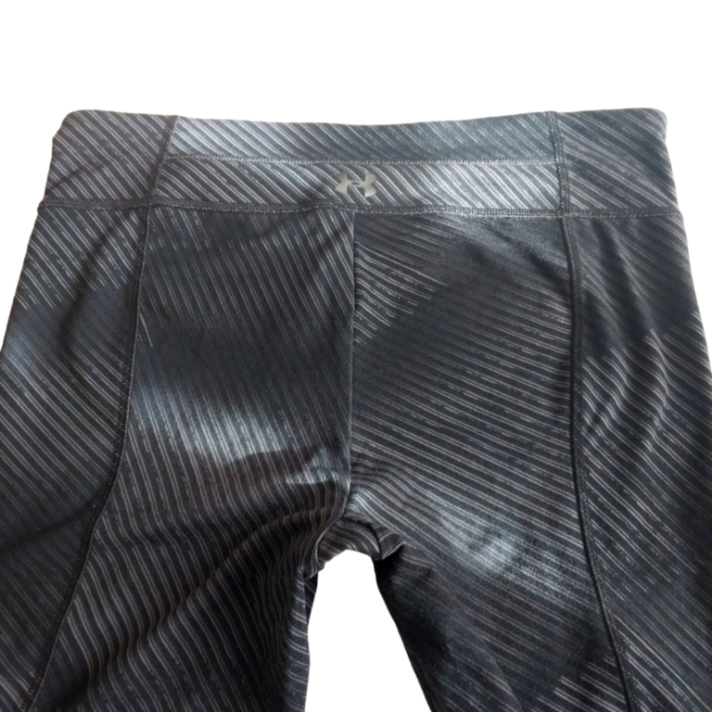Under Armour Black/Grey Leggings with Zipper Calf size Medium